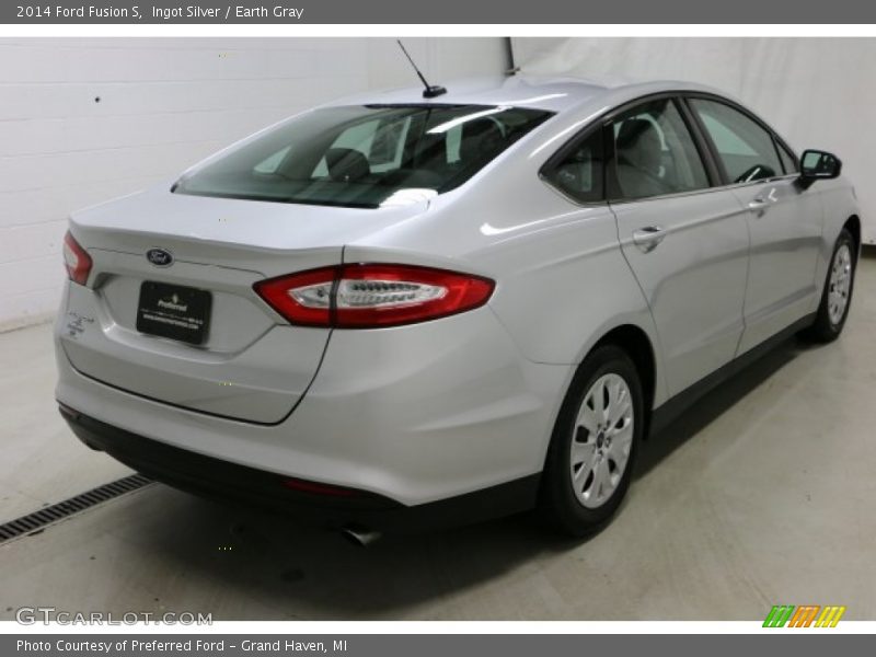 Ingot Silver / Earth Gray 2014 Ford Fusion S