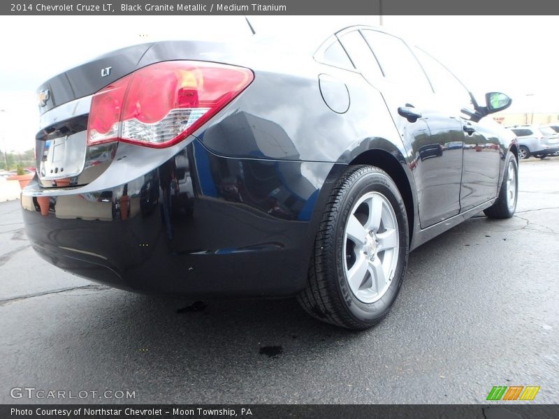 Black Granite Metallic / Medium Titanium 2014 Chevrolet Cruze LT