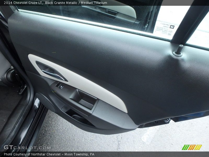 Black Granite Metallic / Medium Titanium 2014 Chevrolet Cruze LT