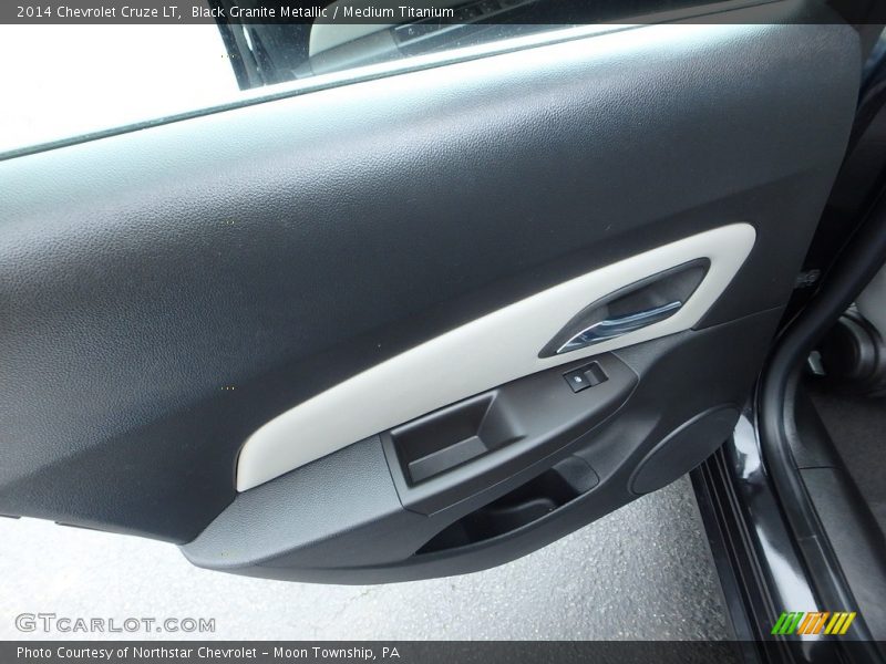 Black Granite Metallic / Medium Titanium 2014 Chevrolet Cruze LT