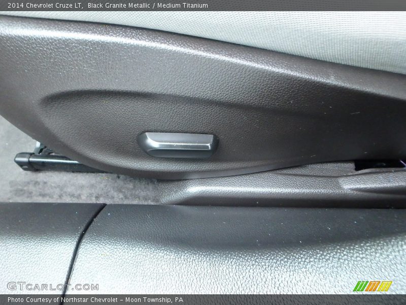 Black Granite Metallic / Medium Titanium 2014 Chevrolet Cruze LT