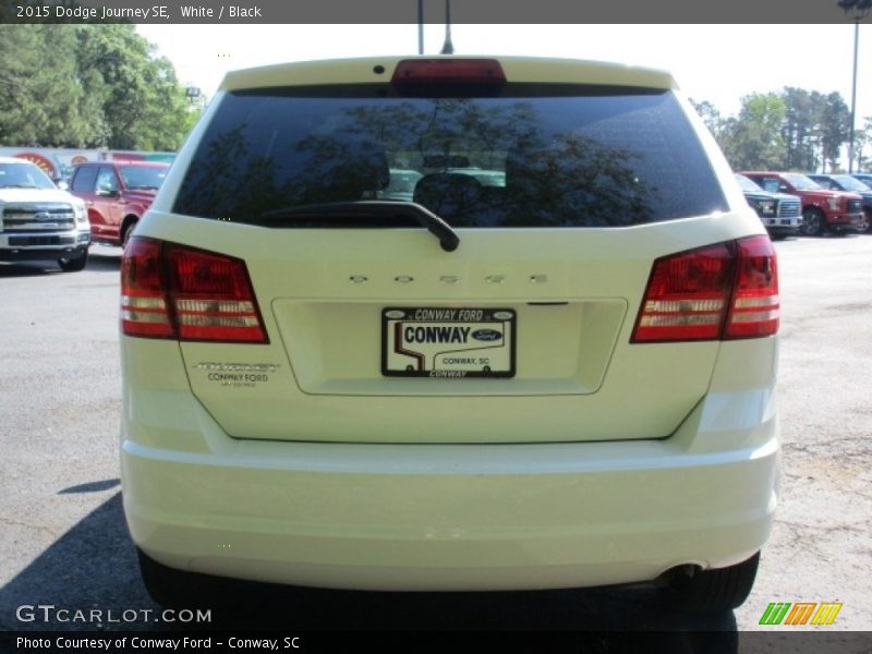 White / Black 2015 Dodge Journey SE