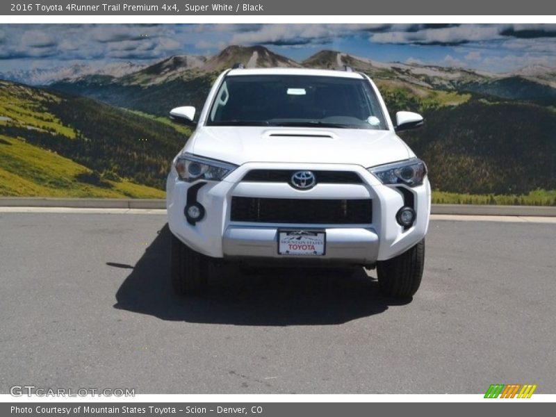 Super White / Black 2016 Toyota 4Runner Trail Premium 4x4