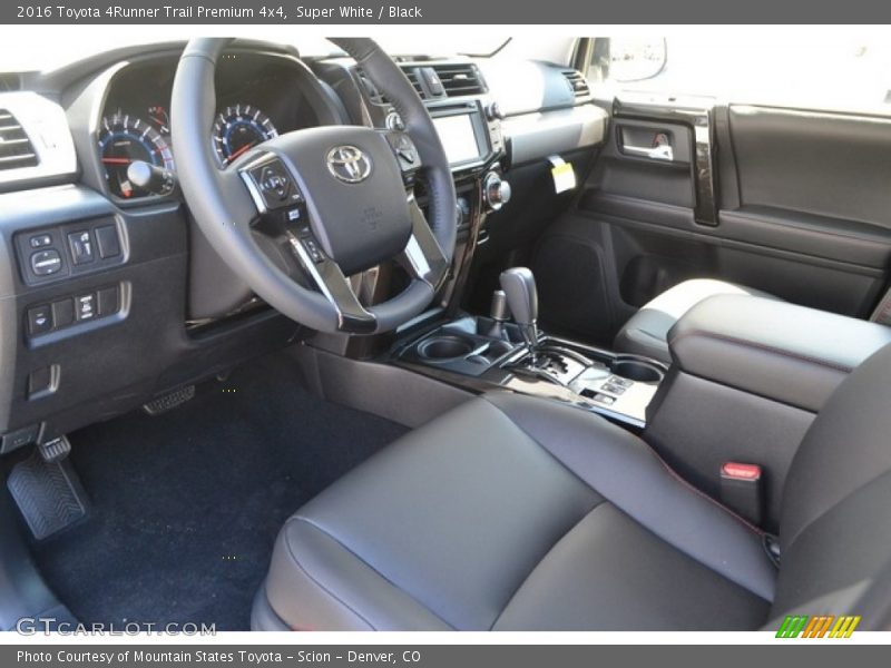 Super White / Black 2016 Toyota 4Runner Trail Premium 4x4