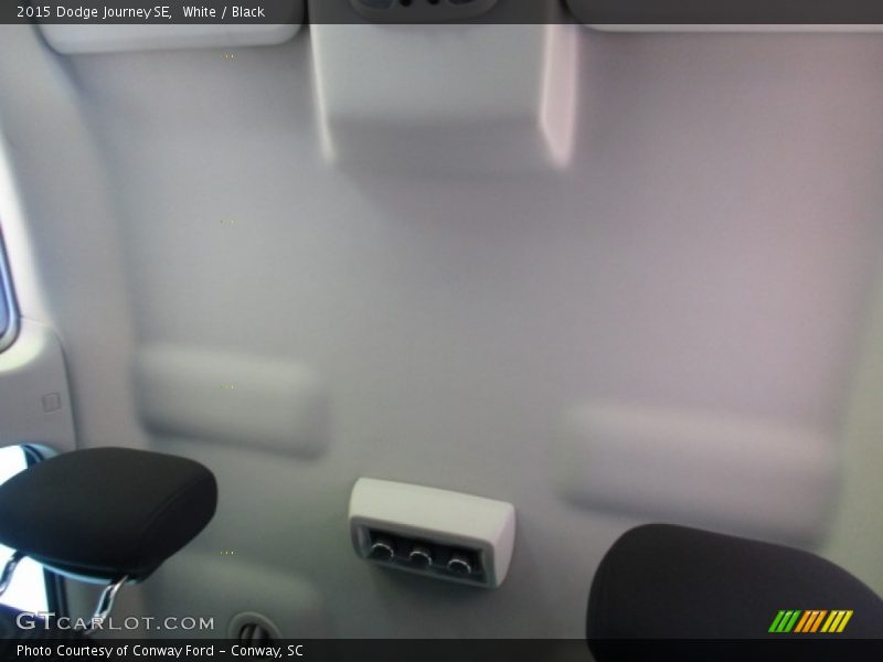 White / Black 2015 Dodge Journey SE