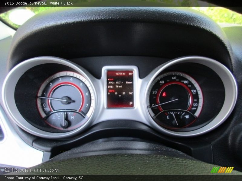 White / Black 2015 Dodge Journey SE