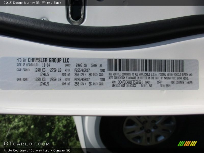White / Black 2015 Dodge Journey SE