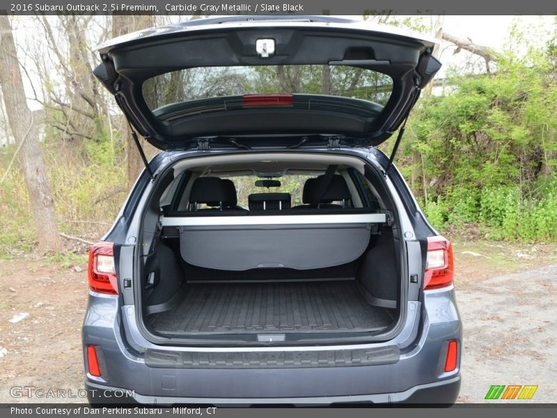 Carbide Gray Metallic / Slate Black 2016 Subaru Outback 2.5i Premium