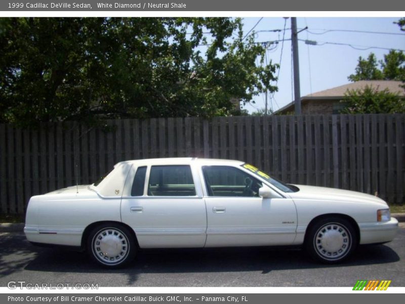 White Diamond / Neutral Shale 1999 Cadillac DeVille Sedan