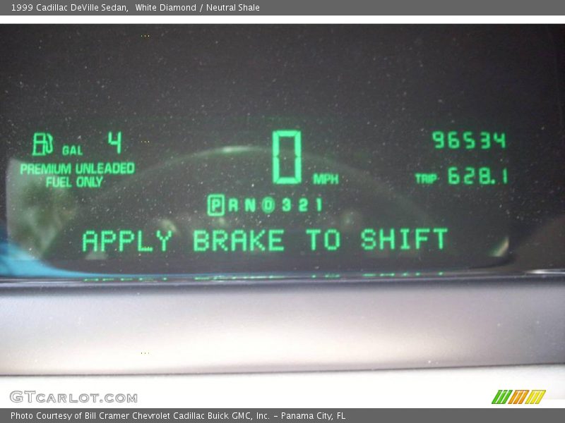 White Diamond / Neutral Shale 1999 Cadillac DeVille Sedan
