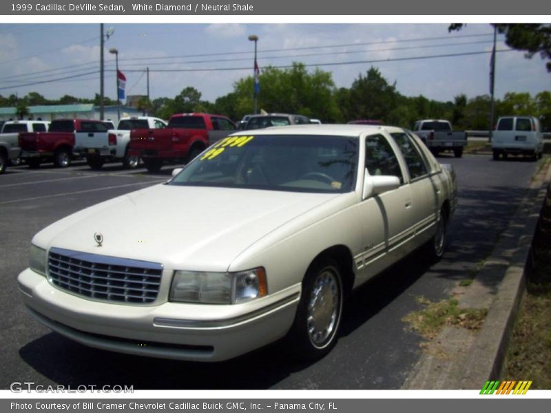 White Diamond / Neutral Shale 1999 Cadillac DeVille Sedan