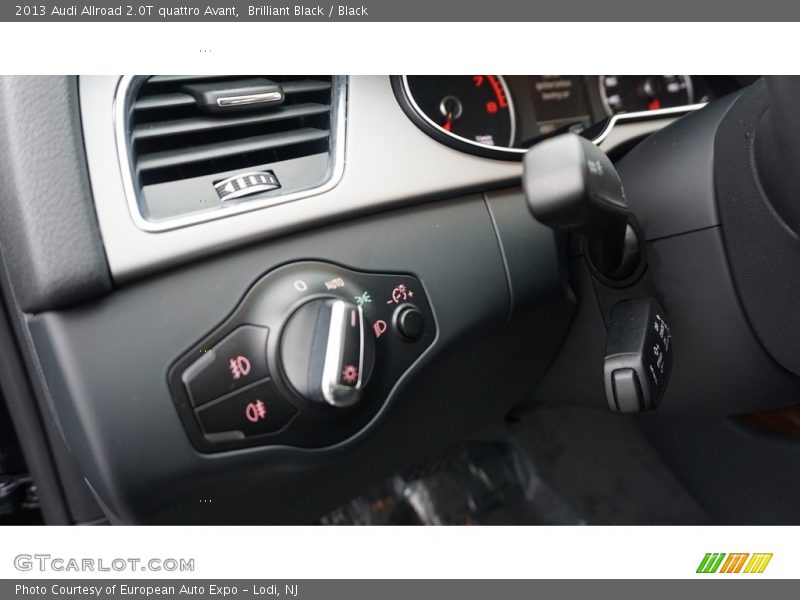 Brilliant Black / Black 2013 Audi Allroad 2.0T quattro Avant