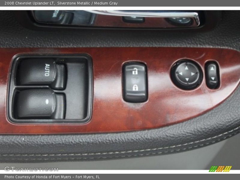 Silverstone Metallic / Medium Gray 2008 Chevrolet Uplander LT