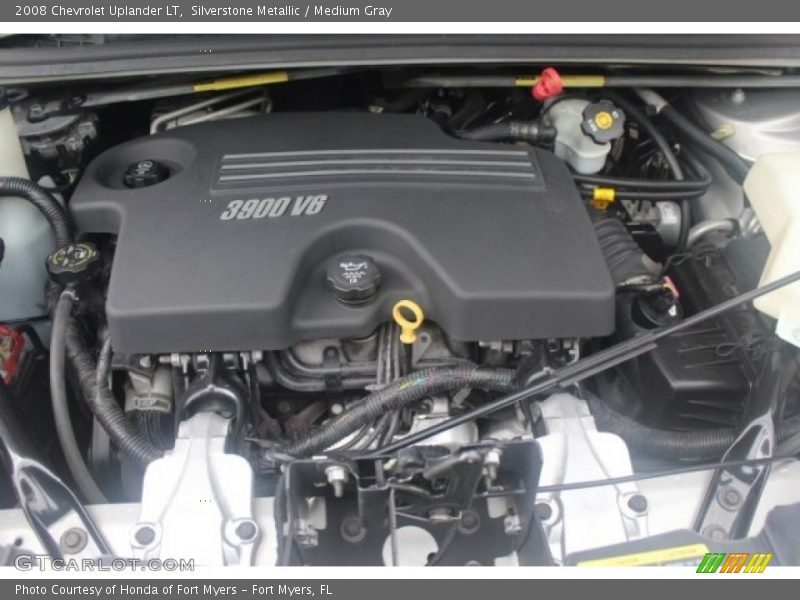 Silverstone Metallic / Medium Gray 2008 Chevrolet Uplander LT