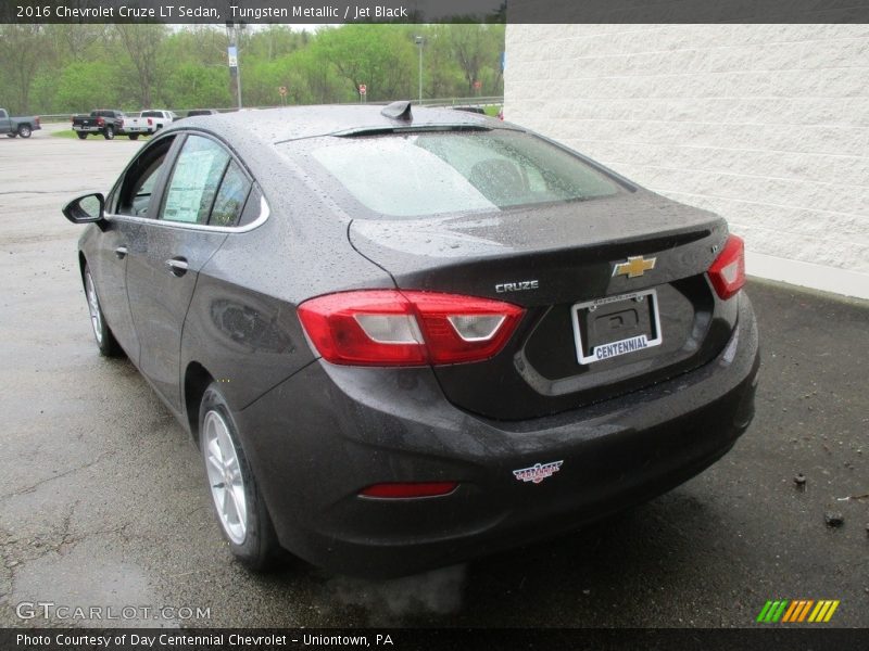Tungsten Metallic / Jet Black 2016 Chevrolet Cruze LT Sedan