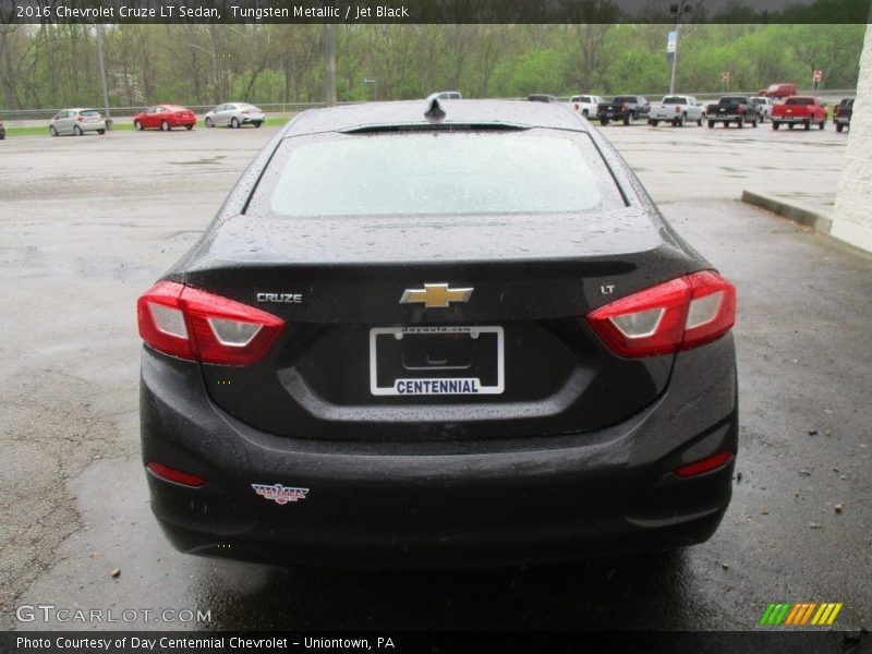 Tungsten Metallic / Jet Black 2016 Chevrolet Cruze LT Sedan