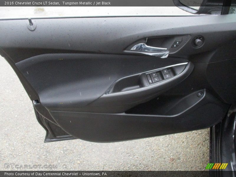 Tungsten Metallic / Jet Black 2016 Chevrolet Cruze LT Sedan