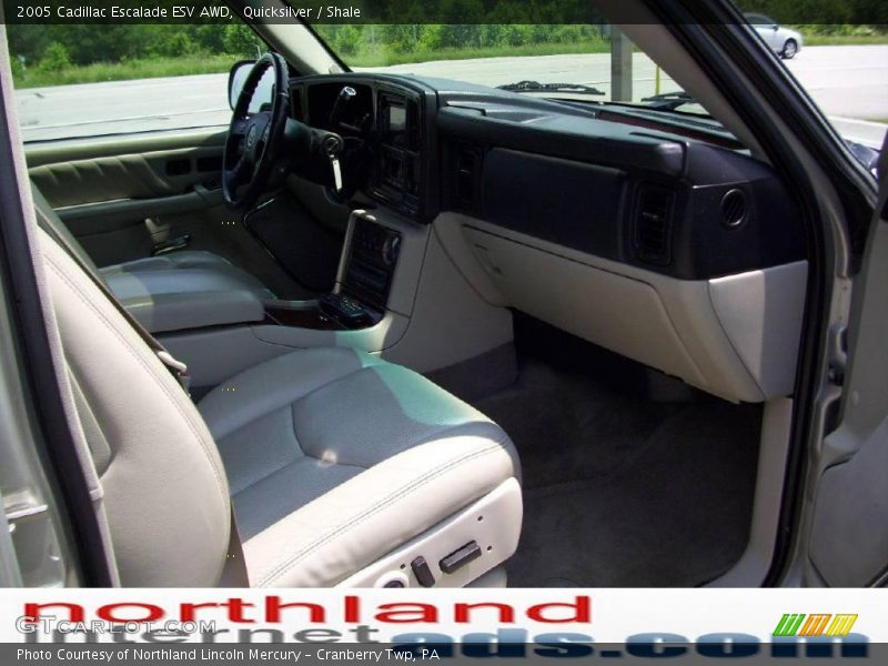 Quicksilver / Shale 2005 Cadillac Escalade ESV AWD
