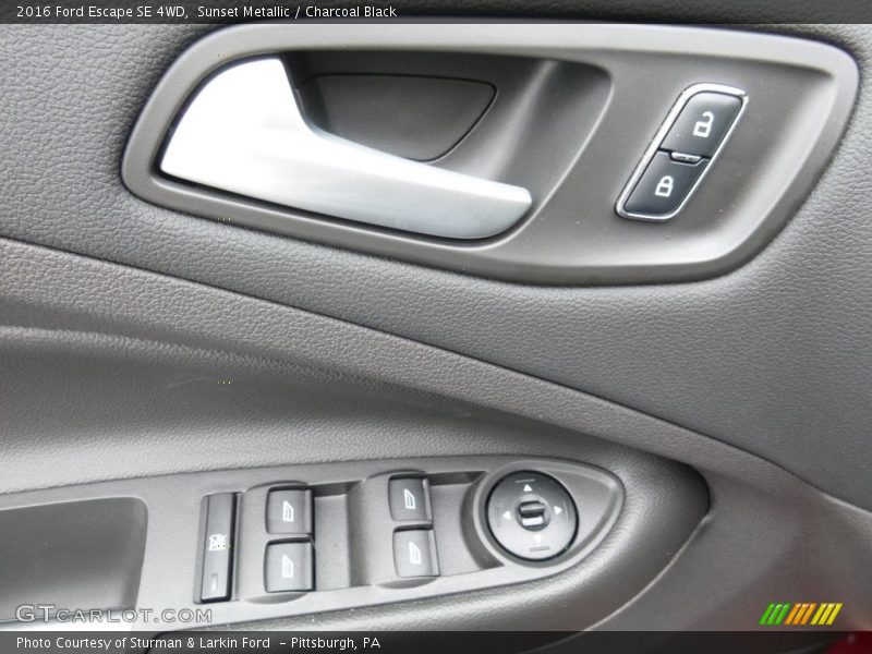 Sunset Metallic / Charcoal Black 2016 Ford Escape SE 4WD