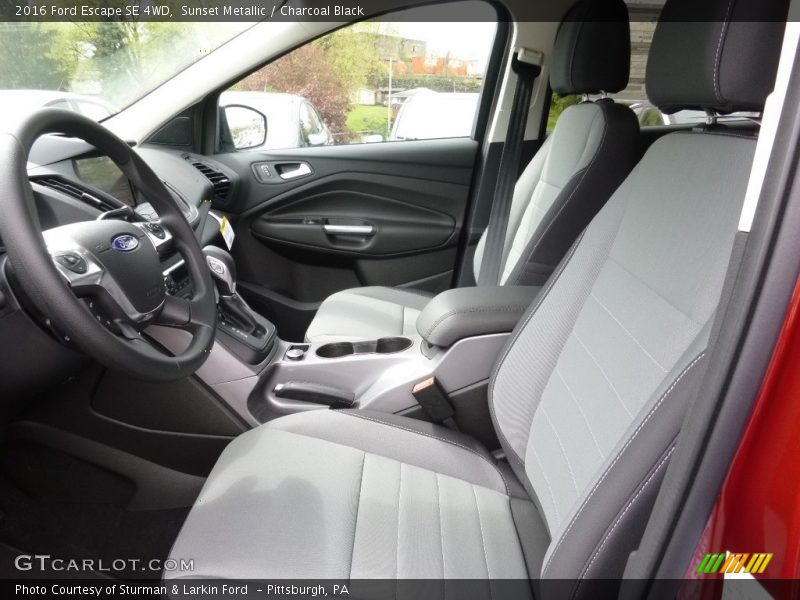 Sunset Metallic / Charcoal Black 2016 Ford Escape SE 4WD