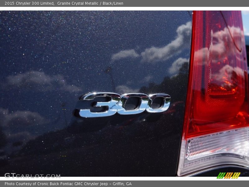 Granite Crystal Metallic / Black/Linen 2015 Chrysler 300 Limited