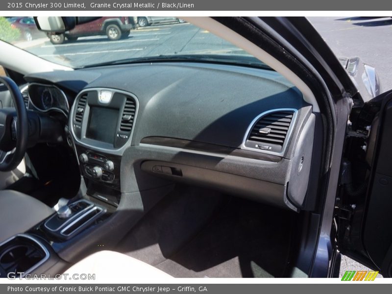 Granite Crystal Metallic / Black/Linen 2015 Chrysler 300 Limited