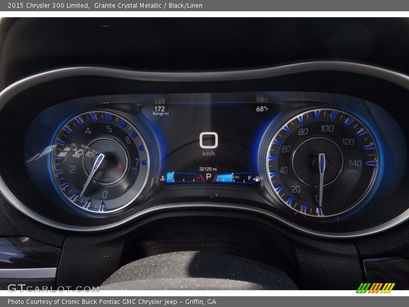 Granite Crystal Metallic / Black/Linen 2015 Chrysler 300 Limited