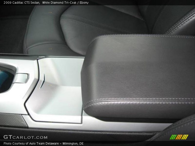 White Diamond Tri-Coat / Ebony 2009 Cadillac CTS Sedan