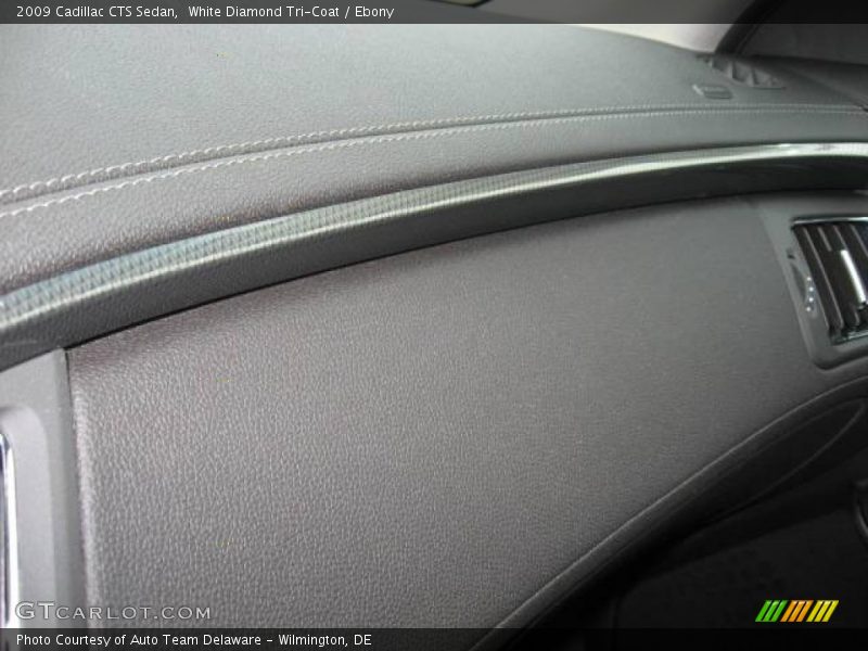 White Diamond Tri-Coat / Ebony 2009 Cadillac CTS Sedan