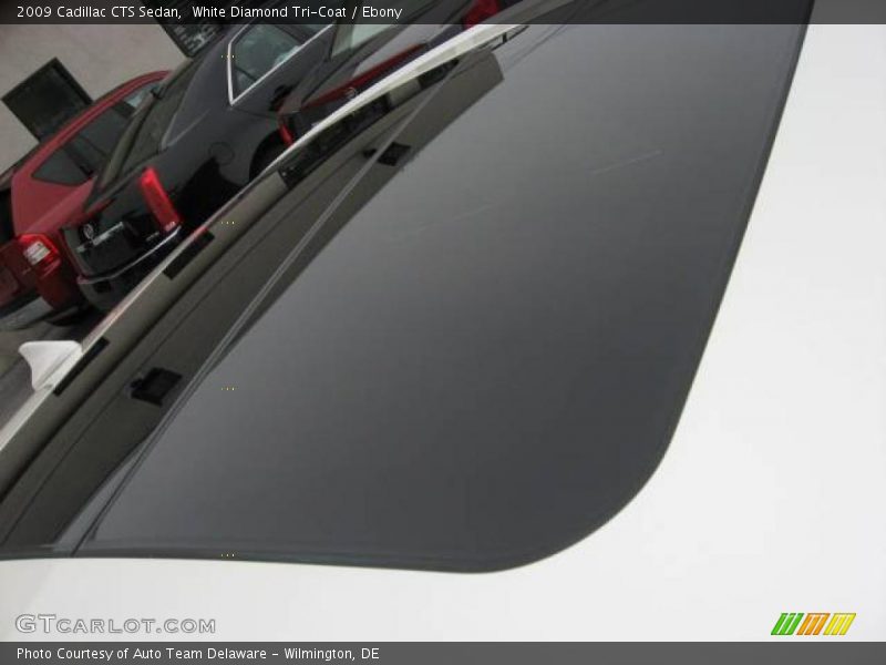 White Diamond Tri-Coat / Ebony 2009 Cadillac CTS Sedan