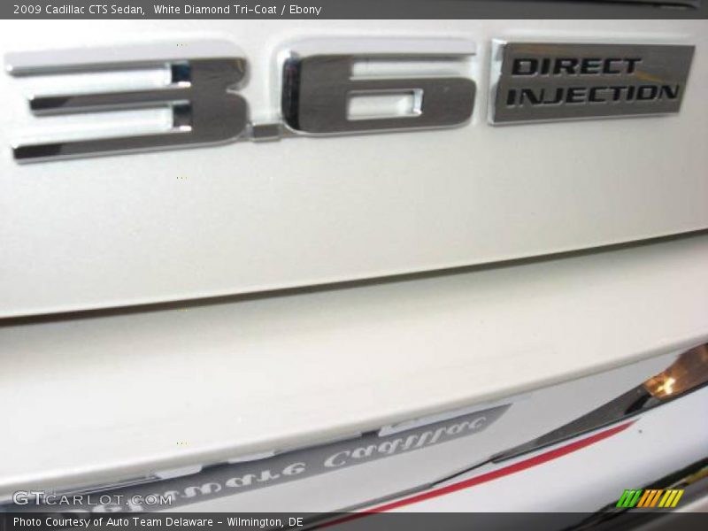 White Diamond Tri-Coat / Ebony 2009 Cadillac CTS Sedan