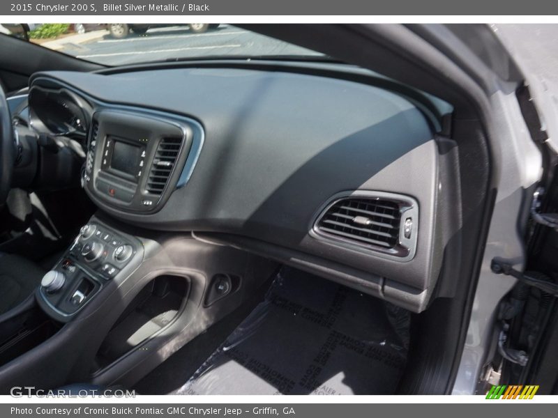 Billet Silver Metallic / Black 2015 Chrysler 200 S