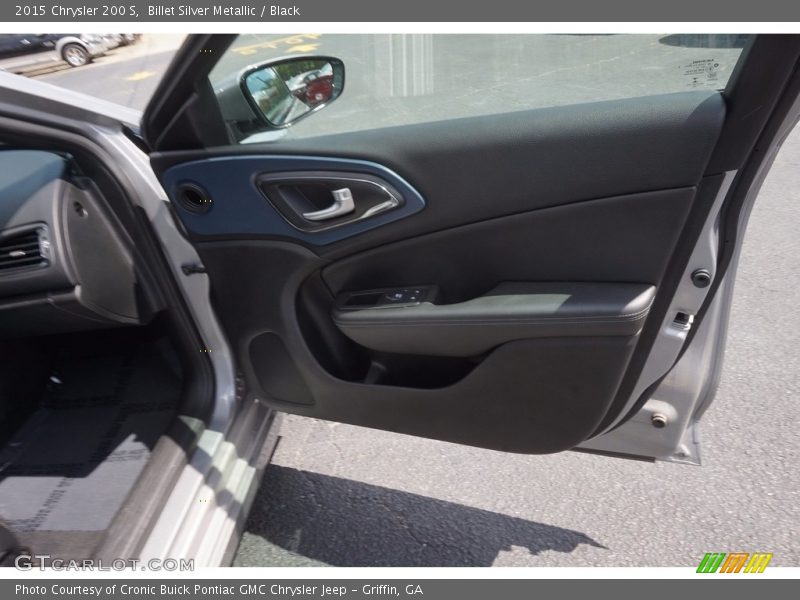 Billet Silver Metallic / Black 2015 Chrysler 200 S