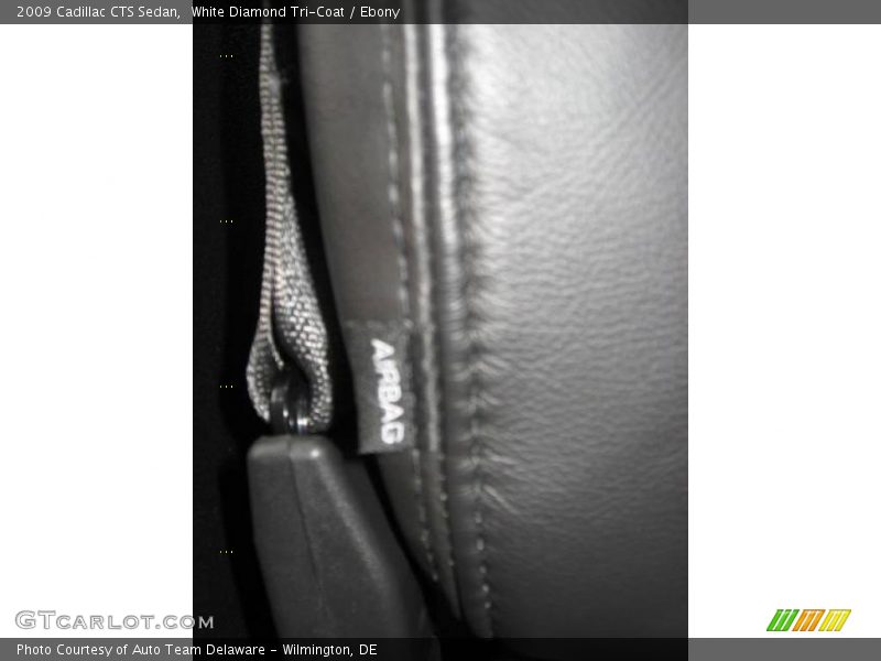 White Diamond Tri-Coat / Ebony 2009 Cadillac CTS Sedan