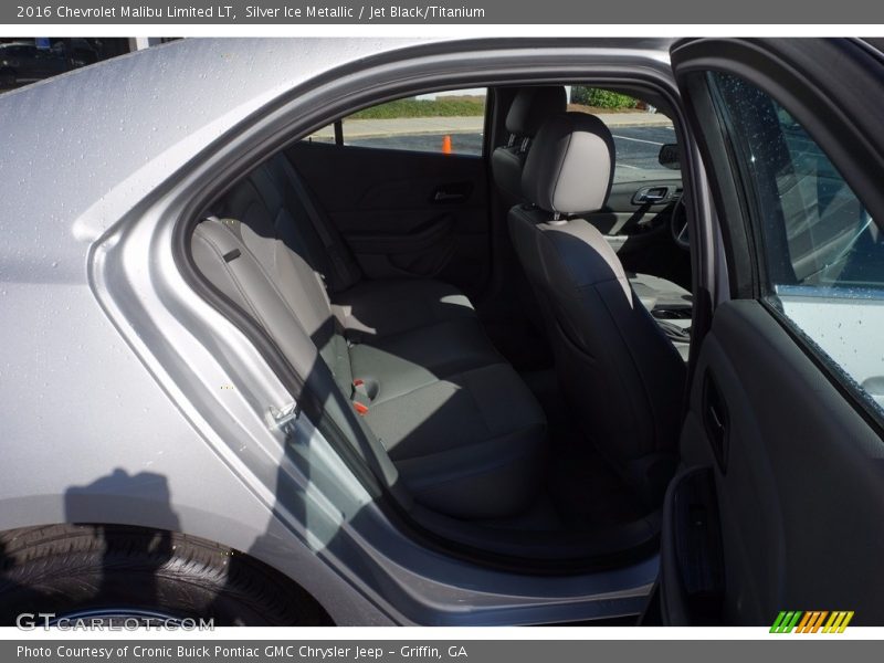 Silver Ice Metallic / Jet Black/Titanium 2016 Chevrolet Malibu Limited LT