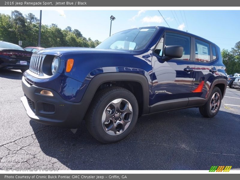 Front 3/4 View of 2016 Renegade Sport