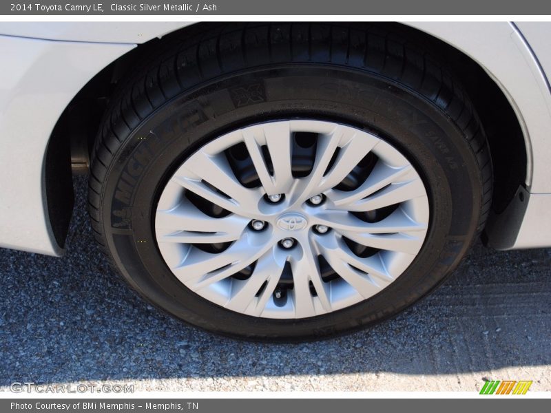 Classic Silver Metallic / Ash 2014 Toyota Camry LE