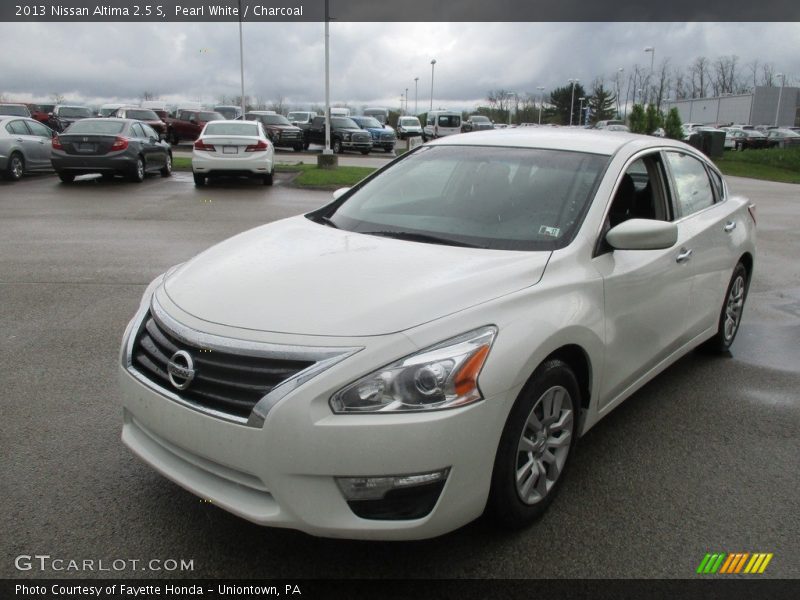 Pearl White / Charcoal 2013 Nissan Altima 2.5 S