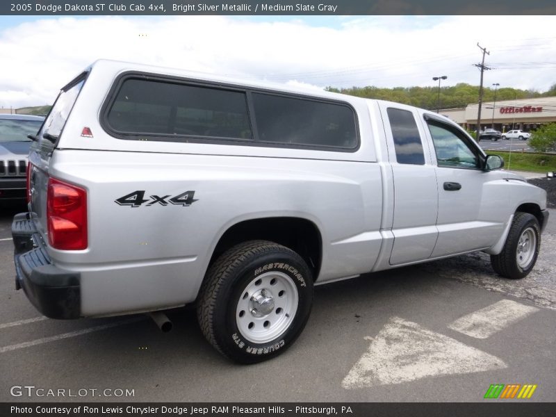 Bright Silver Metallic / Medium Slate Gray 2005 Dodge Dakota ST Club Cab 4x4
