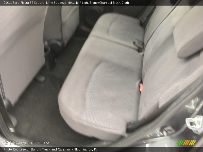 Lime Squeeze Metallic / Light Stone/Charcoal Black Cloth 2011 Ford Fiesta SE Sedan