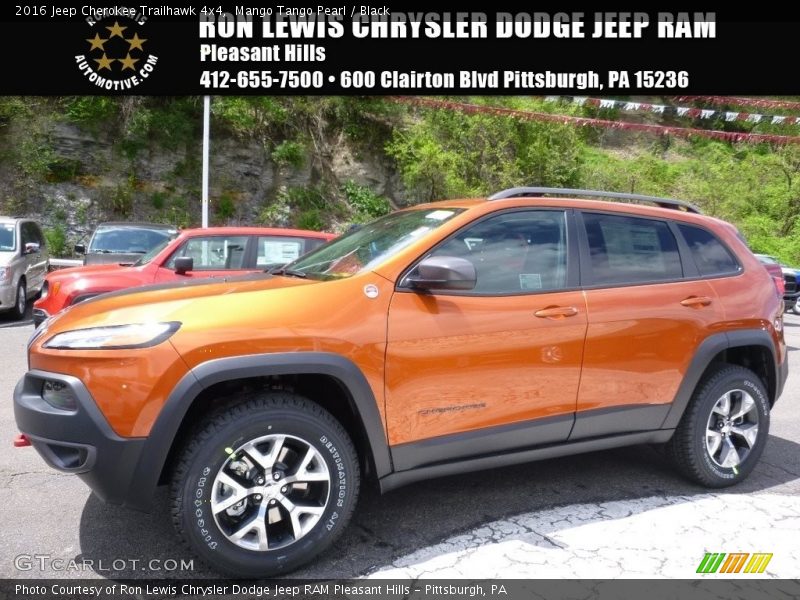 Mango Tango Pearl / Black 2016 Jeep Cherokee Trailhawk 4x4