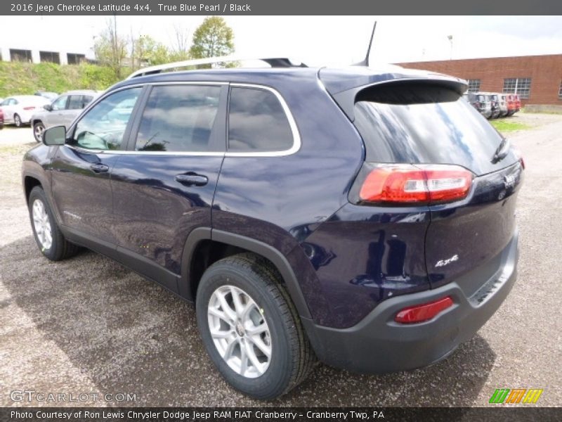 True Blue Pearl / Black 2016 Jeep Cherokee Latitude 4x4