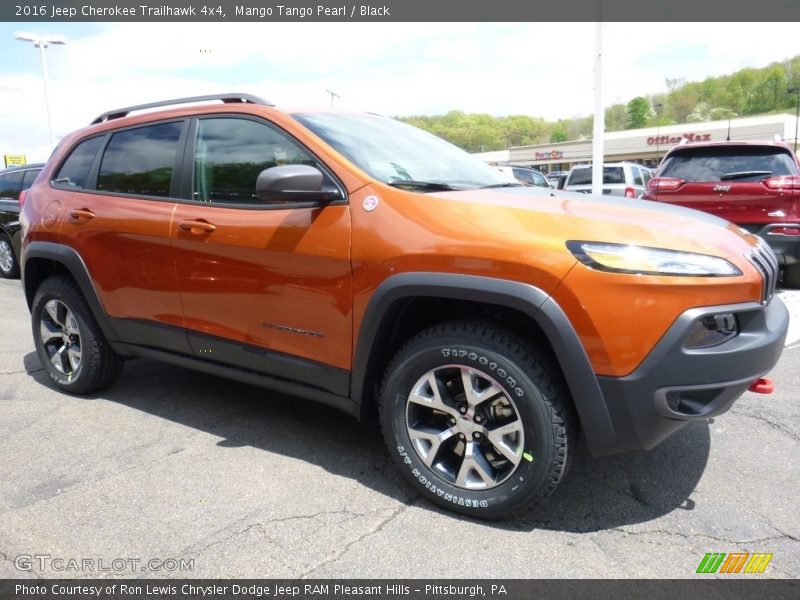 Mango Tango Pearl / Black 2016 Jeep Cherokee Trailhawk 4x4