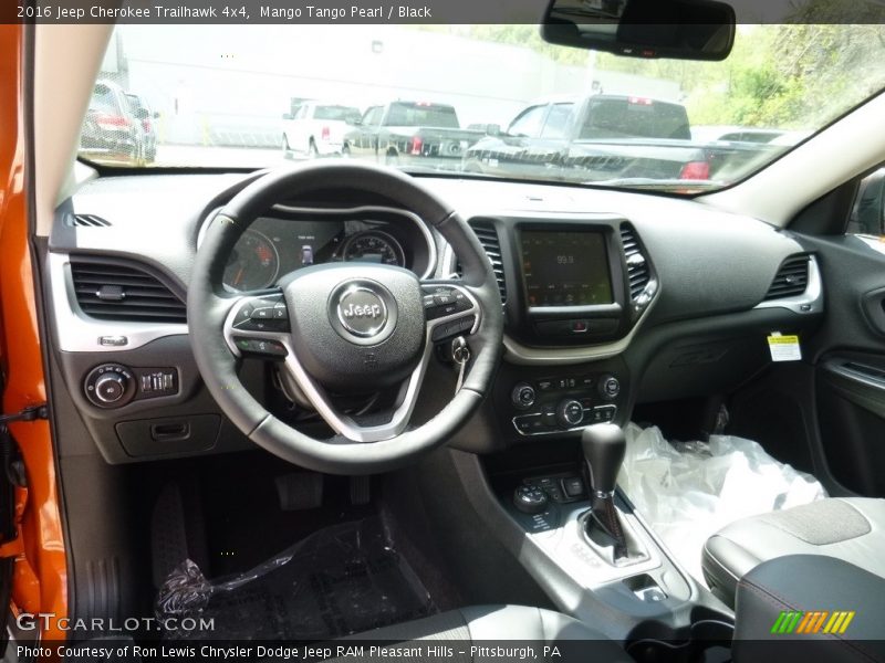 Mango Tango Pearl / Black 2016 Jeep Cherokee Trailhawk 4x4