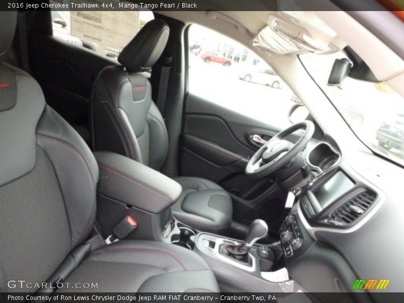 Mango Tango Pearl / Black 2016 Jeep Cherokee Trailhawk 4x4
