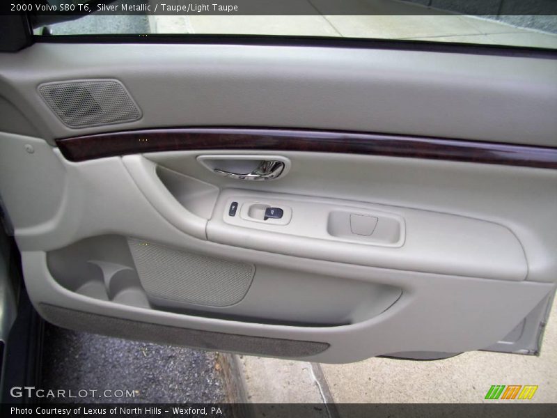 Silver Metallic / Taupe/Light Taupe 2000 Volvo S80 T6