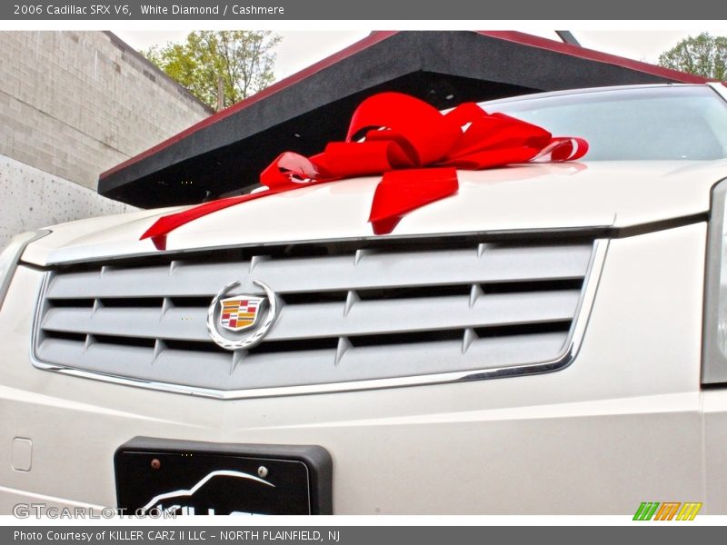 White Diamond / Cashmere 2006 Cadillac SRX V6
