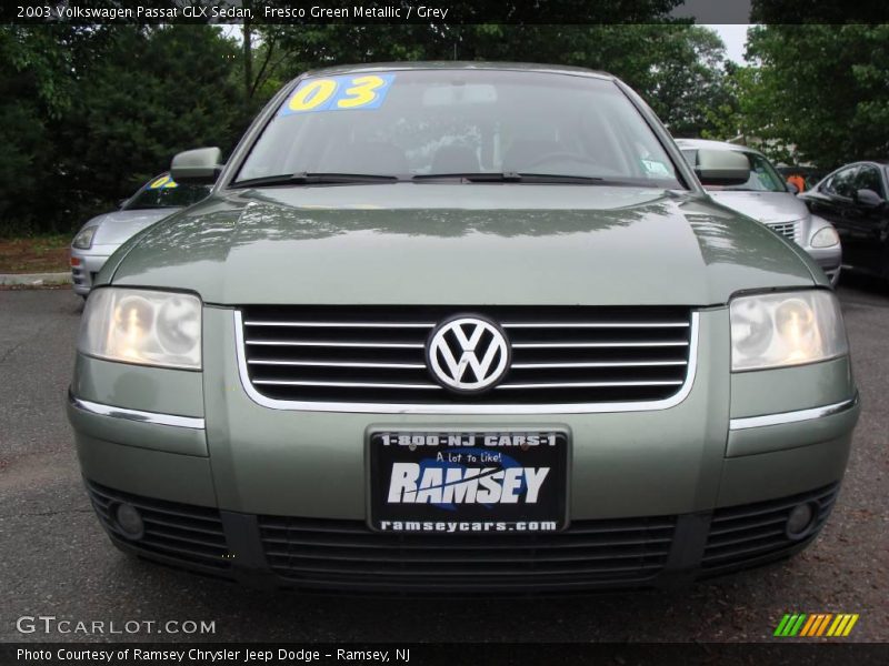 Fresco Green Metallic / Grey 2003 Volkswagen Passat GLX Sedan