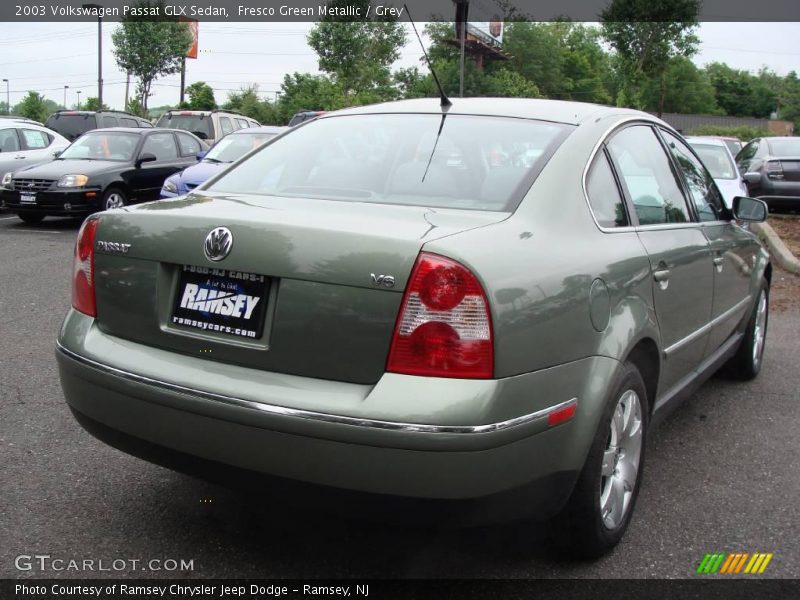 Fresco Green Metallic / Grey 2003 Volkswagen Passat GLX Sedan