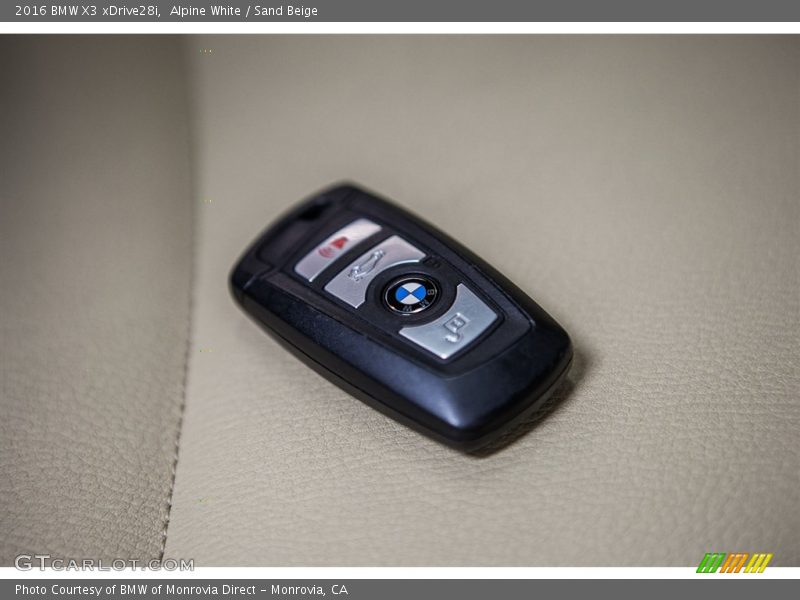 Alpine White / Sand Beige 2016 BMW X3 xDrive28i